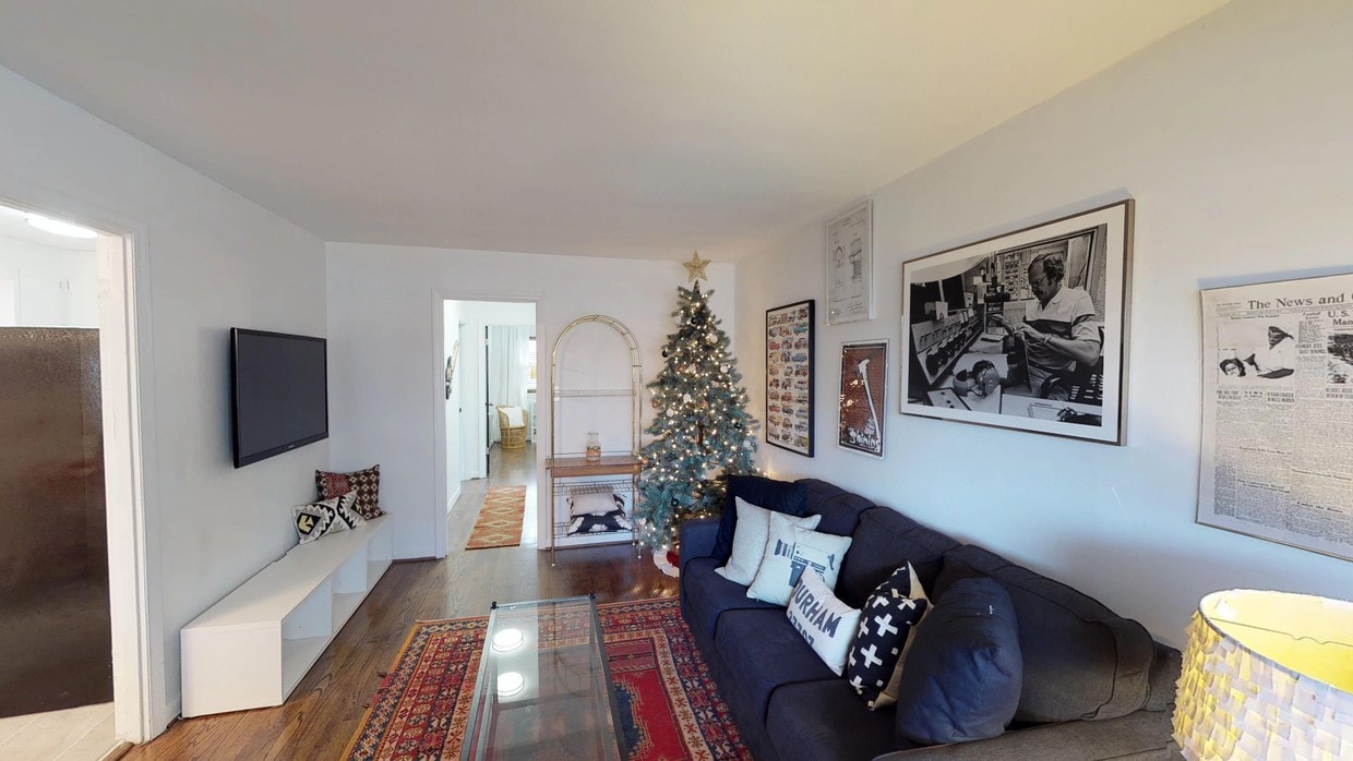 Photo - Viceroy Apartments