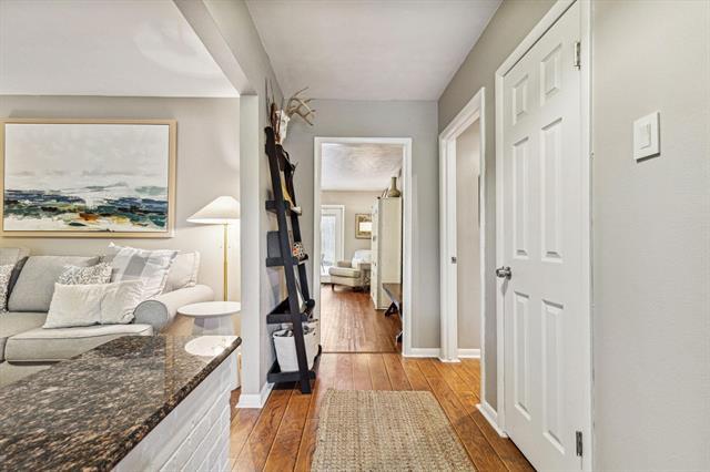 Foto del edificio - 2127 Clarksdale Dr