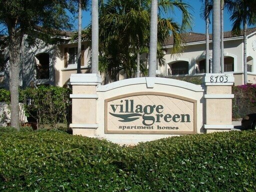 Foto del edificio - Village Green