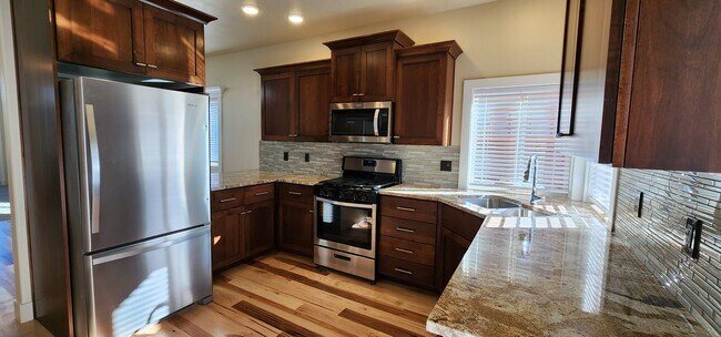 Foto del edificio - 2397 E Hidden Crk St