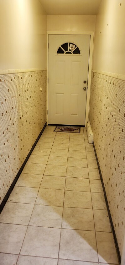 Primary Photo - 212 Sussex St
