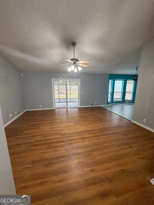 Foto del edificio - 514 Sunnyside Ct