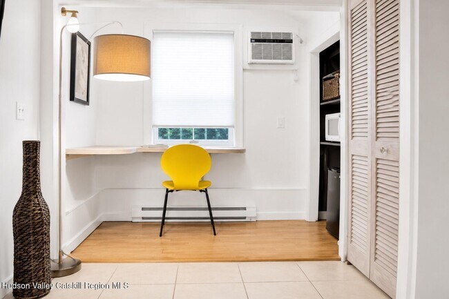 Foto del edificio - 18 Rock City Rd