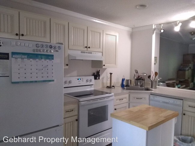 Foto del edificio - 3 br, 1.5 bath House - 16 Hillcrest West