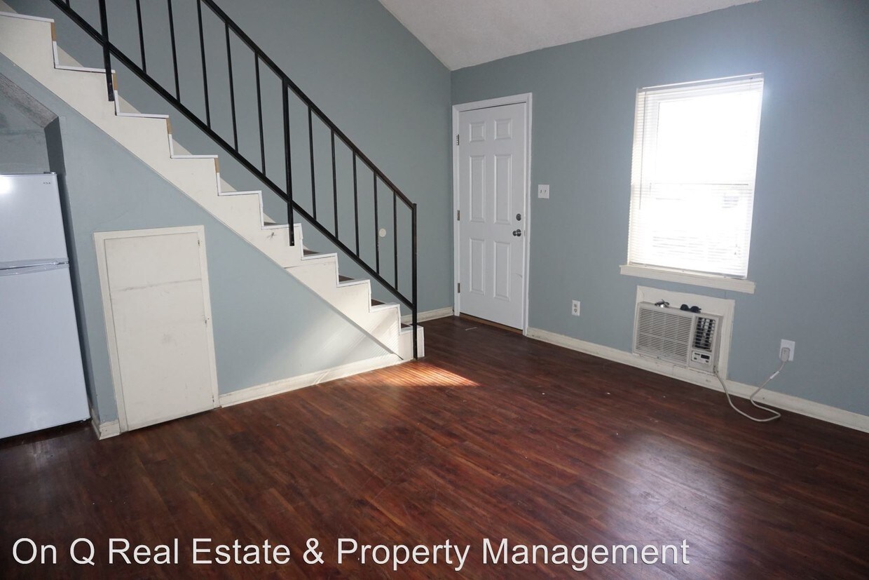 Primary Photo - 521 W Huntington Ave