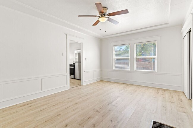 Foto del edificio - Comfort and Convenience: Cottage Living in...