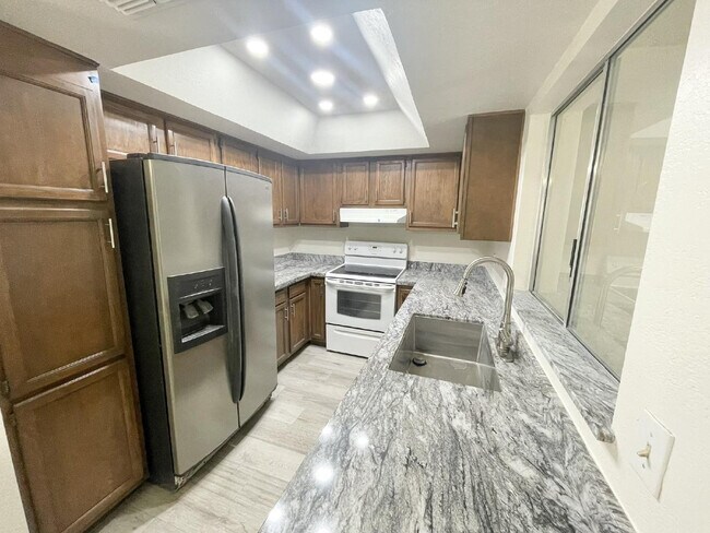 Foto del edificio - 3860 E Acoma Dr