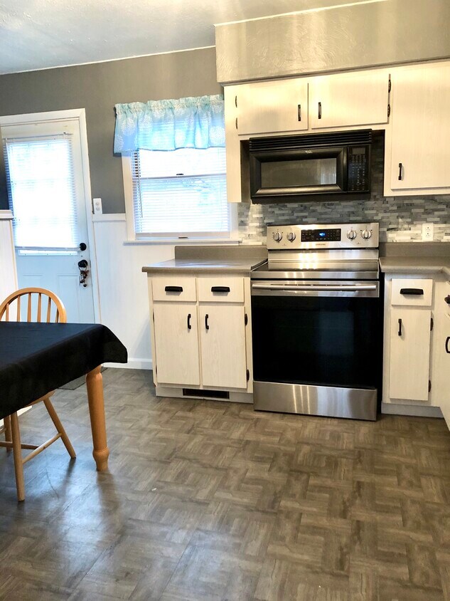 321 Erma St, Johnstown, PA 15904 House Rental in Johnstown, PA