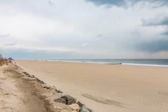 Building Photo - 448 Ocean Ave N