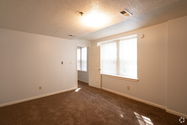 1BR,1BA - Elora Gardens Lynchburg