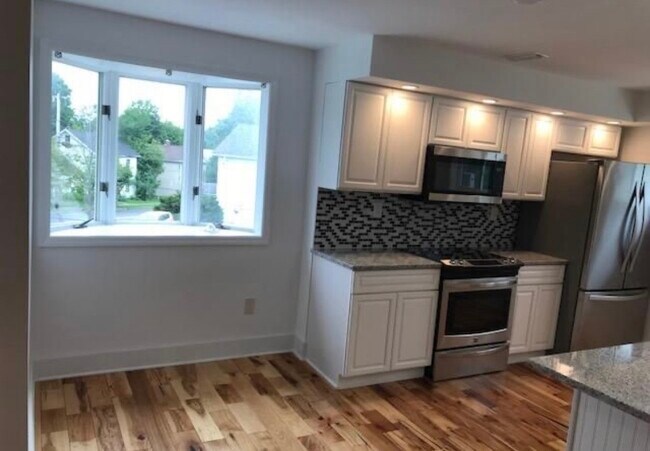 Kitchen - 13 E Park Row