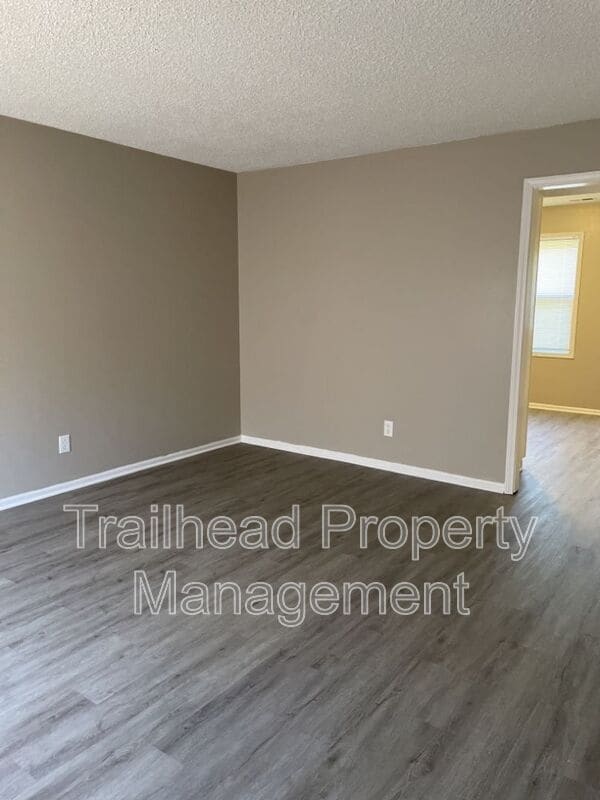 Building Photo - 219 N Garrison Ave