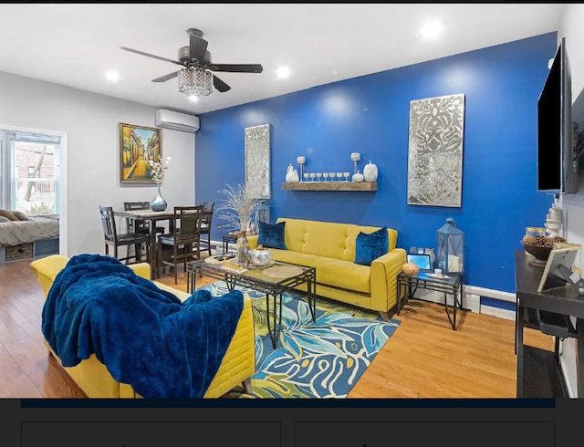 Large living/dining space - 460 Miller Ave