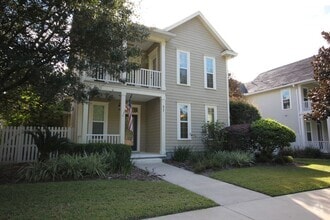 Building Photo - 417 SW 129th Terrace
