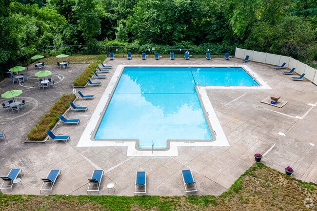 Piscina - Spark Windsor