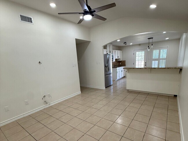 Foto del edificio - 1021 Savannah Loop