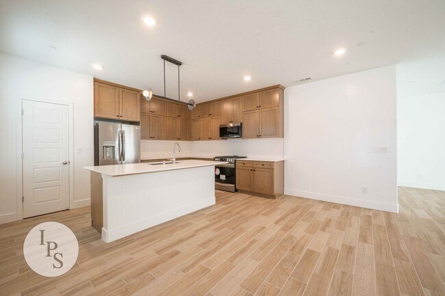 Foto del edificio - 2830 E Tamarind Dr