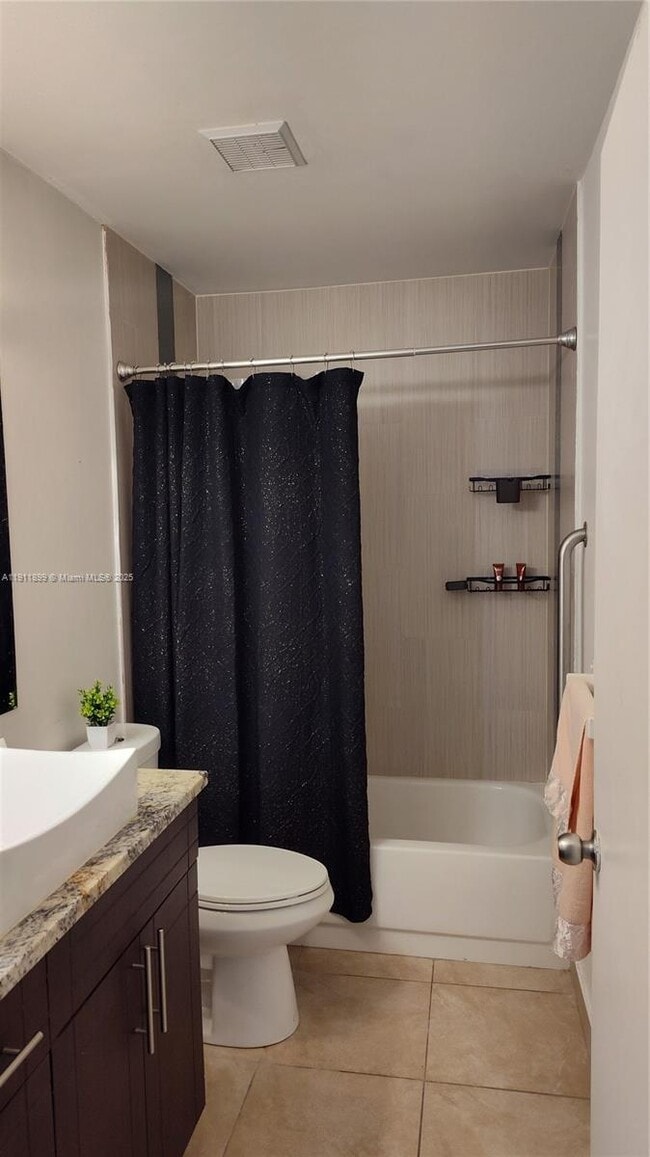 Foto del edificio - 118 Bobwhite Rd