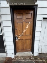 Building Photo - 717 Cedar Ave