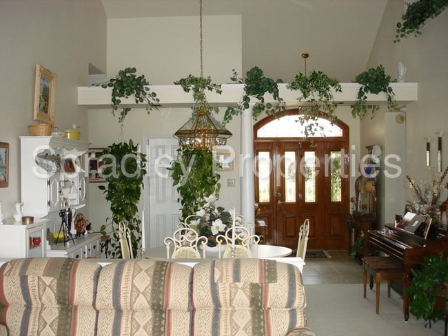 Foto del edificio - 4508 Sunflower Ln