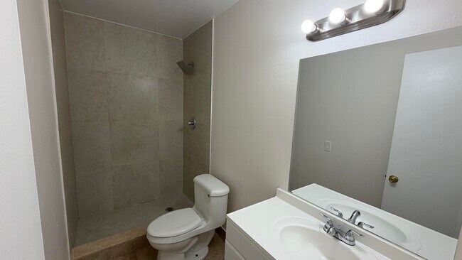 Foto del edificio - 4061 NW 9th Ave