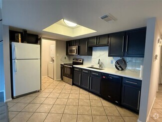Building Photo - 14777 Wunderlich Dr