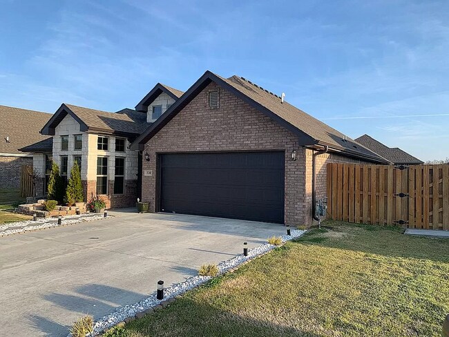 Foto del edificio - Beautiful Orchard Park Home!