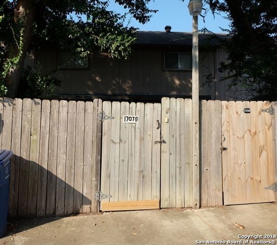 Building Photo - 1707 Patricia Dr