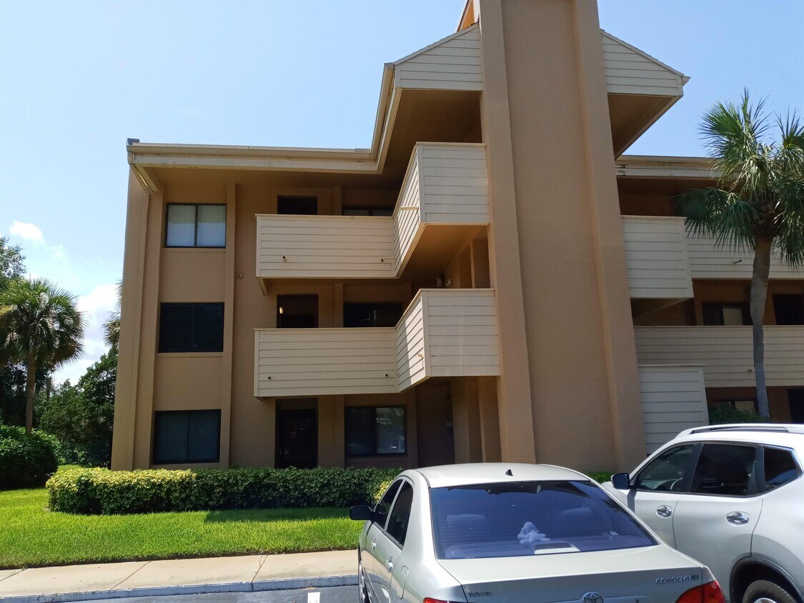 510 Cranes Way, Altamonte Springs, FL 32701 Townhome Rentals in