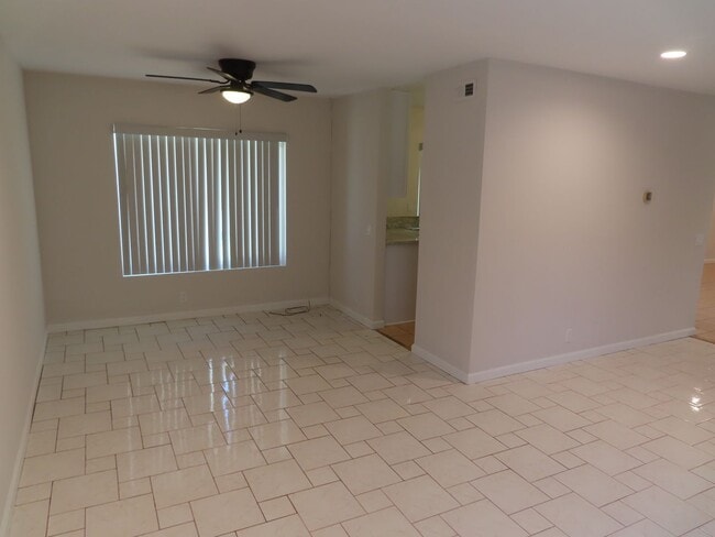 Building Photo - Four Bedroom House in the Paradise Hills Neighborhood of San Diego