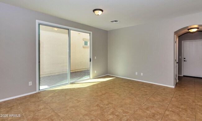 Building Photo - 893 S Adam Wy