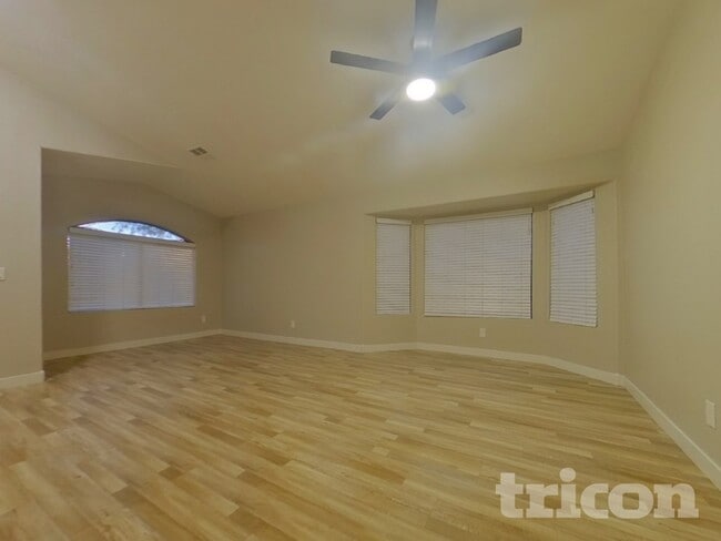 Building Photo - 350 N 152nd Dr