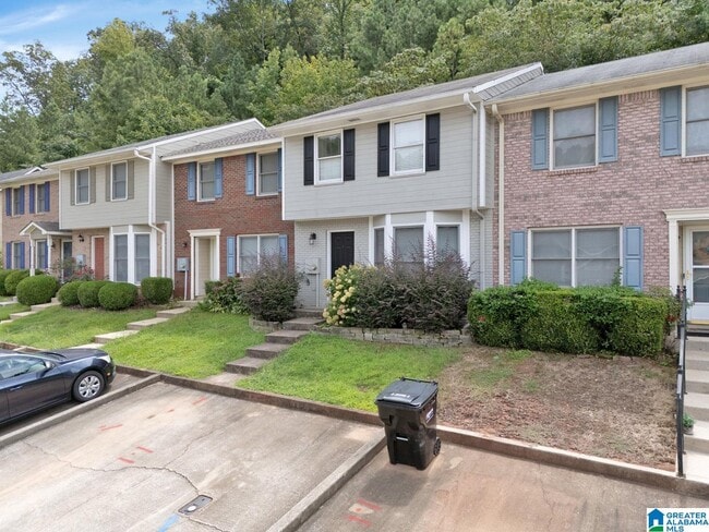 Foto del edificio - 5181 Falling Creek Ln