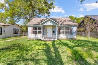 Building Photo - 1314 Fairview Dr