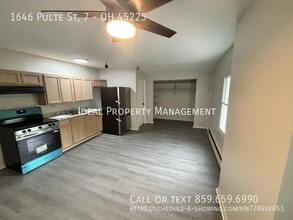 Building Photo - 1646 Pulte St