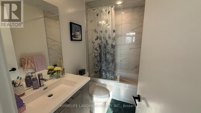 Photo du bâtiment - 225 Commerce St