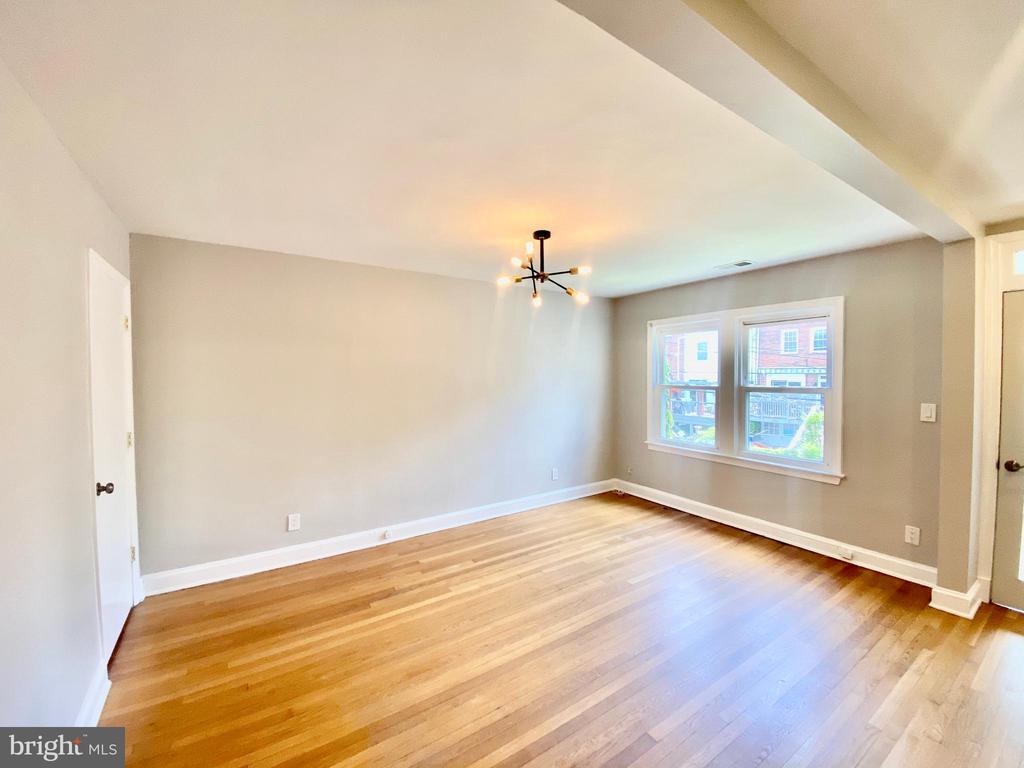 Primary Photo - 2331 40th St NW