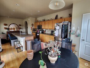 Building Photo - 8078 Cedarstone Ln