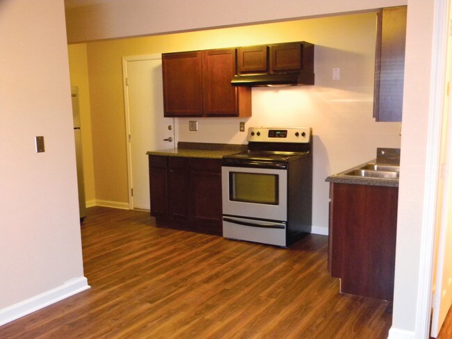 Ashburn Court Apartments Carbondale Il Apartments Com Ashburn Court Apartments Carbondale Il Apartments Com