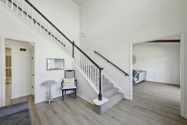 Building Photo - 608 Sombrero