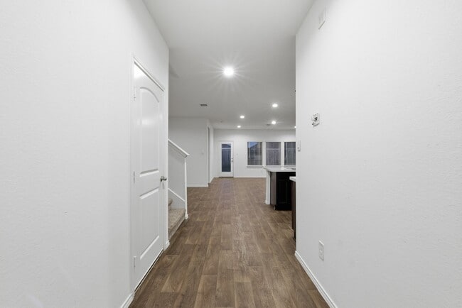 Building Photo - 5210 Ternberry Frst Ln