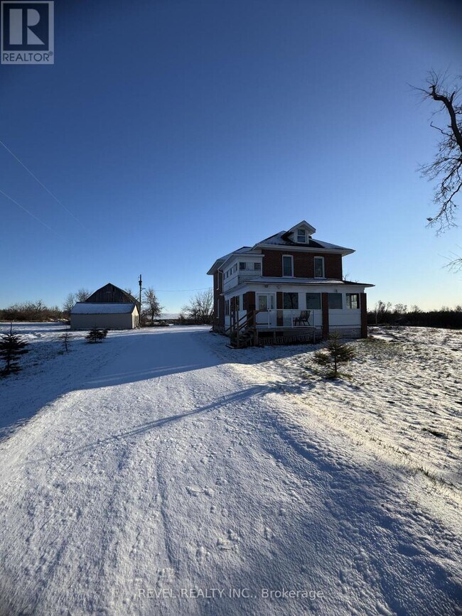 Building Photo - 1804 Sturgeon Rd