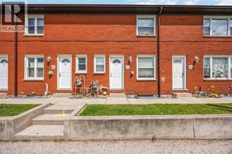 Building Photo - 205 FANE St