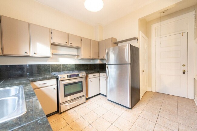 Foto del edificio - 731 SW King Ave