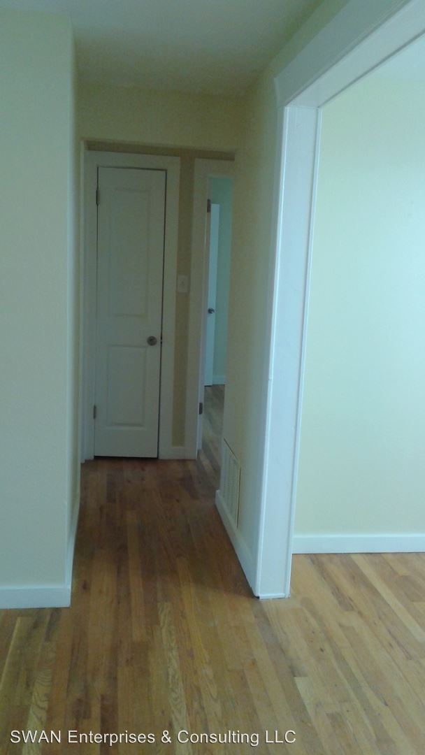 Foto del edificio - 6726 Fenton St
