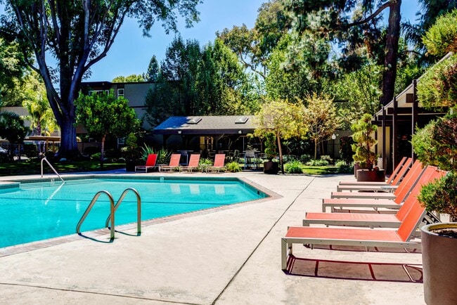 Foto del edificio - The Grove