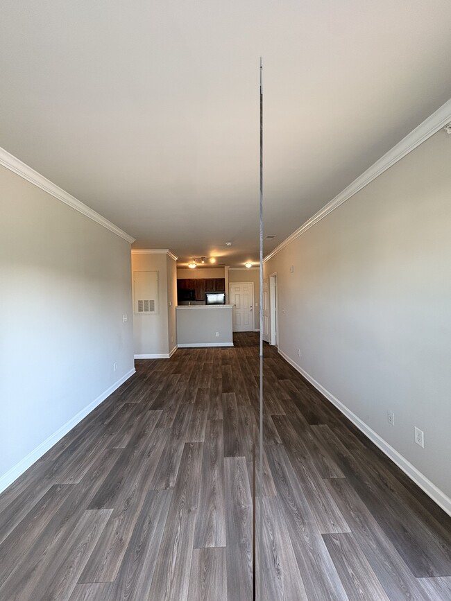 Building Photo - Elements at Rock Hill