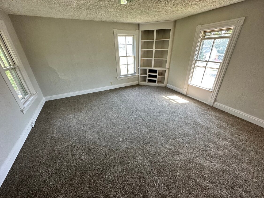 705 Euclid Ave, Beloit, WI 53511 Townhome Rentals in Beloit WI