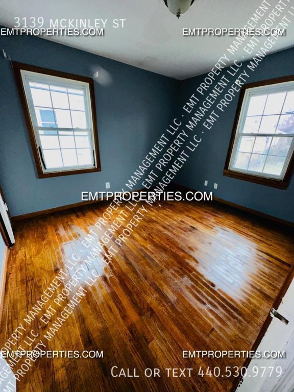 Foto del edificio - 3139 mckinley st
