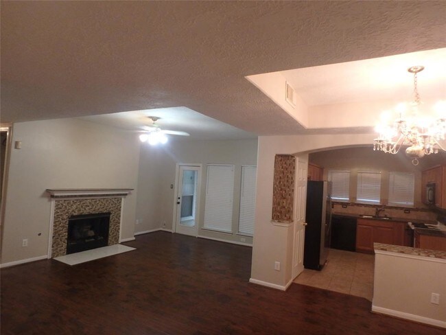 Building Photo - 83 N Avonlea Cir